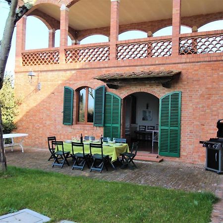 Villa Larniano Siena Luaran gambar
