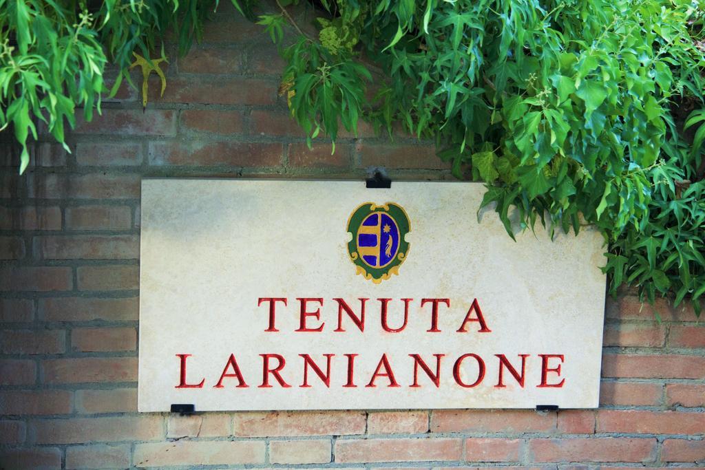 Villa Larniano Siena Luaran gambar
