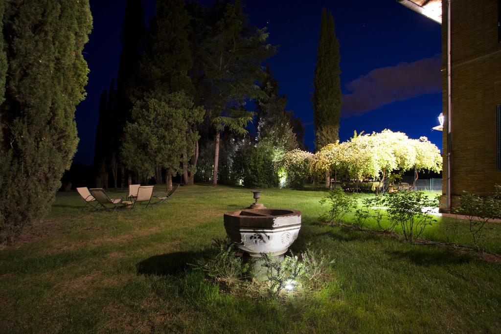 Villa Larniano Siena Luaran gambar